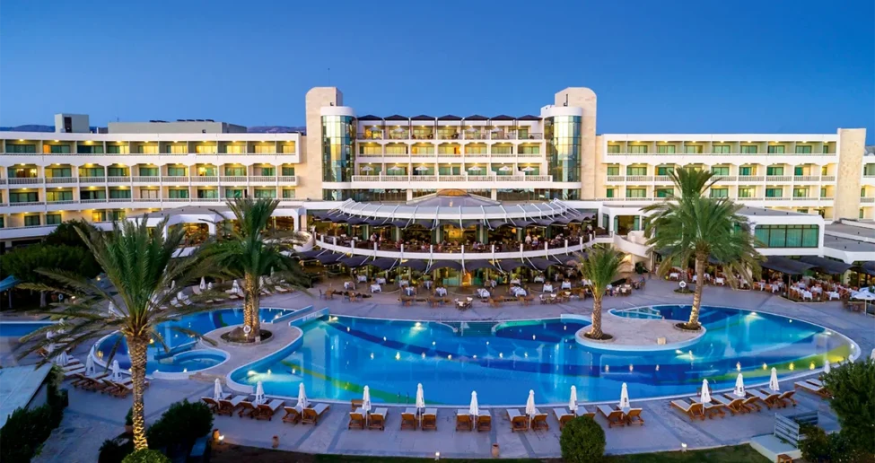 Constantinou Bros Athena Beach Hotel extérieure